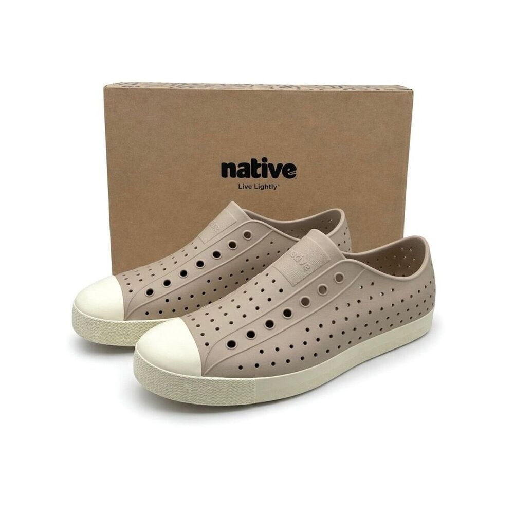 Native Jefferson Slip-On Water Shoes Flax Tan/ Bone White Men 12 Lightweight EVA